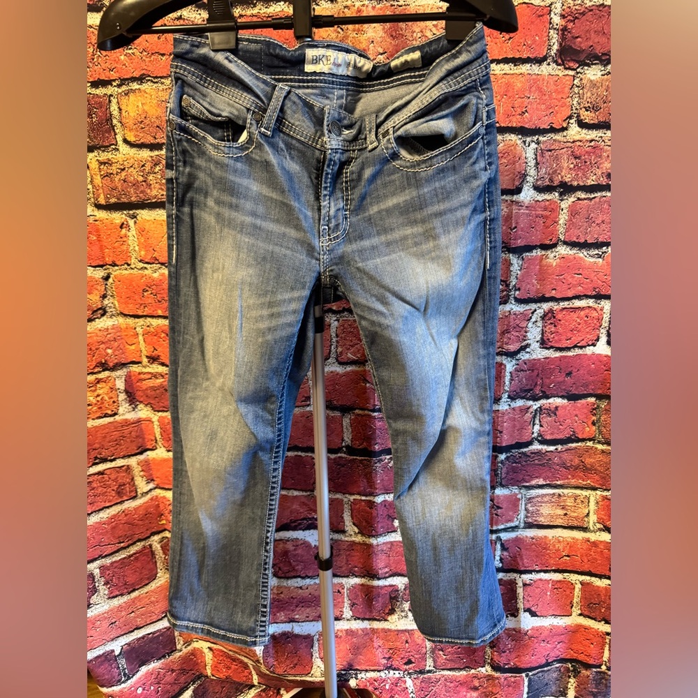BKE Light Blue Cropped Denim Jeans Size 27 Item #PHK7505 Inseam 24”